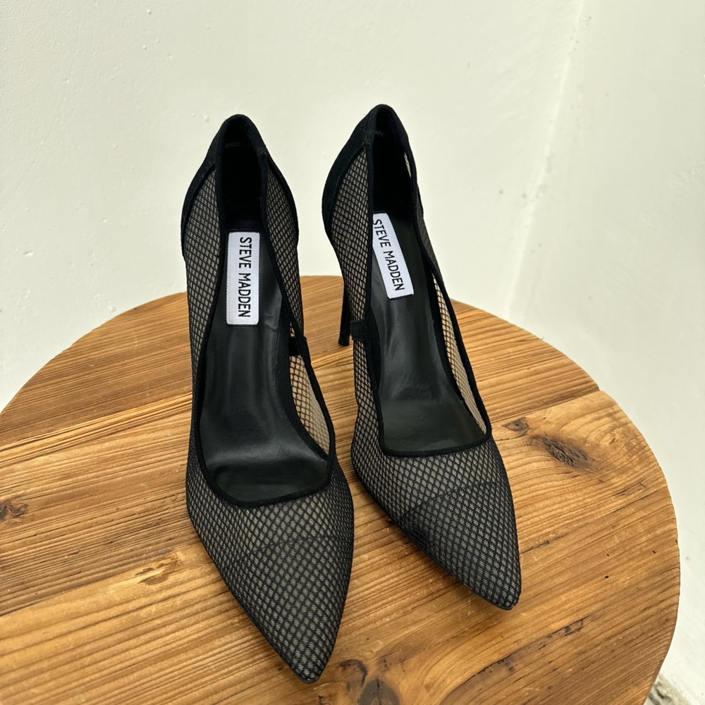 Steve Madden Black Mesh Pointed Heels